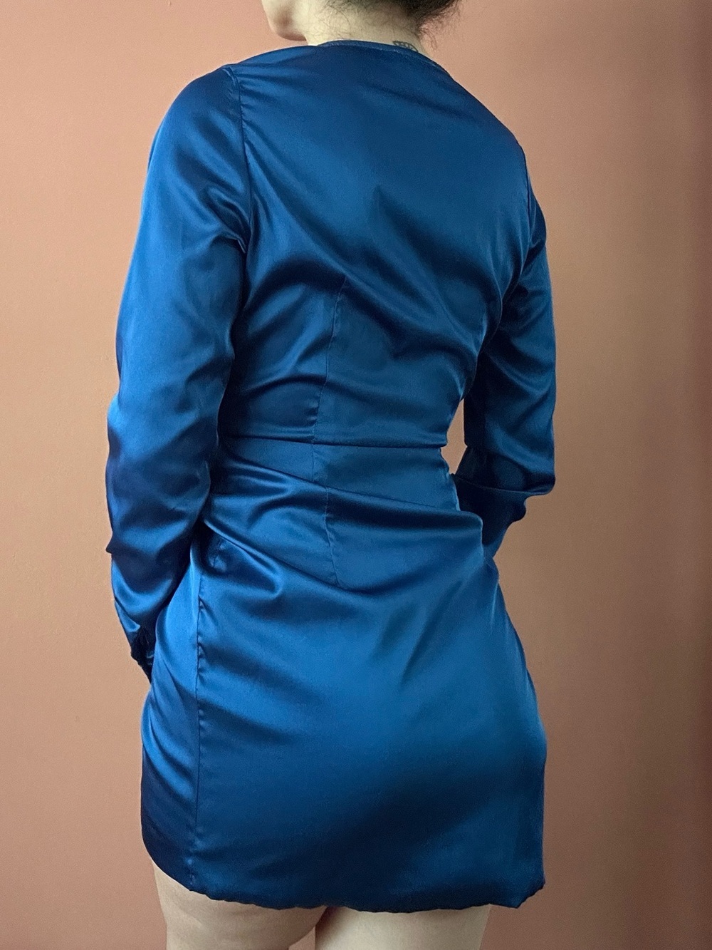 Fashion Nova Blue Satin Long Sleeve Twist Front Mini Dress - Picture 6 of 6